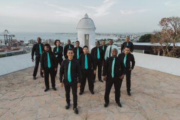 Sanbone Pagode Orquestra Bahia Europa