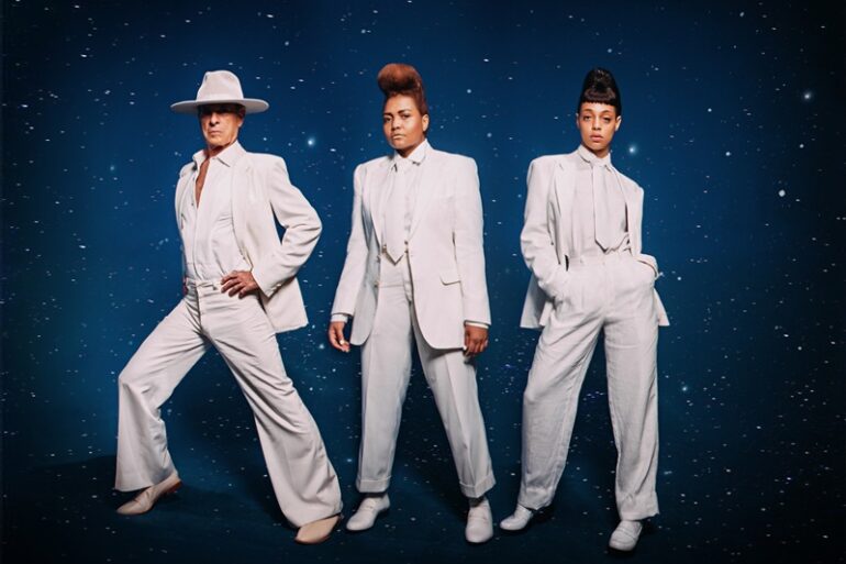 Feats Gaby Amarantos