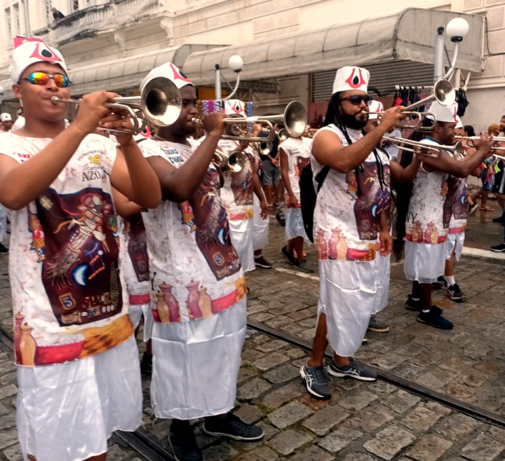 Cortejo Cultural – Será Que Santa Luzia É D’Oxum?