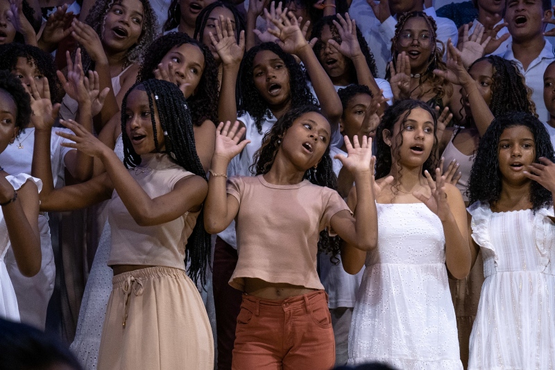 Coro Juvenil do Neojiba em ‘Raízes e Primavera’
