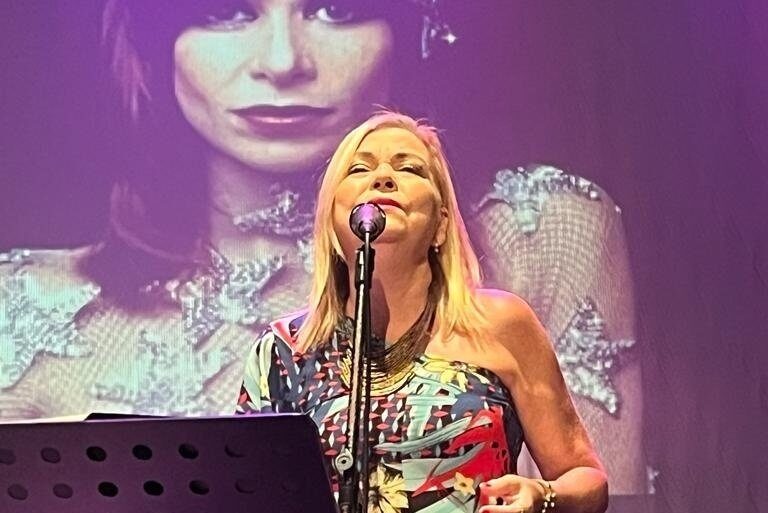 Cris d'Ávila