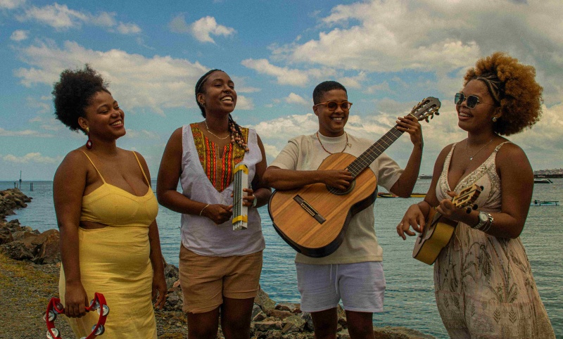 Sambão da Sosh – Samba de Pretas + Ramonzinho
