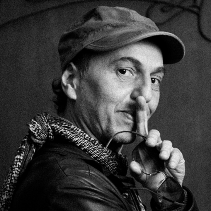 Zeca Baleiro em ‘Piano & Voz’